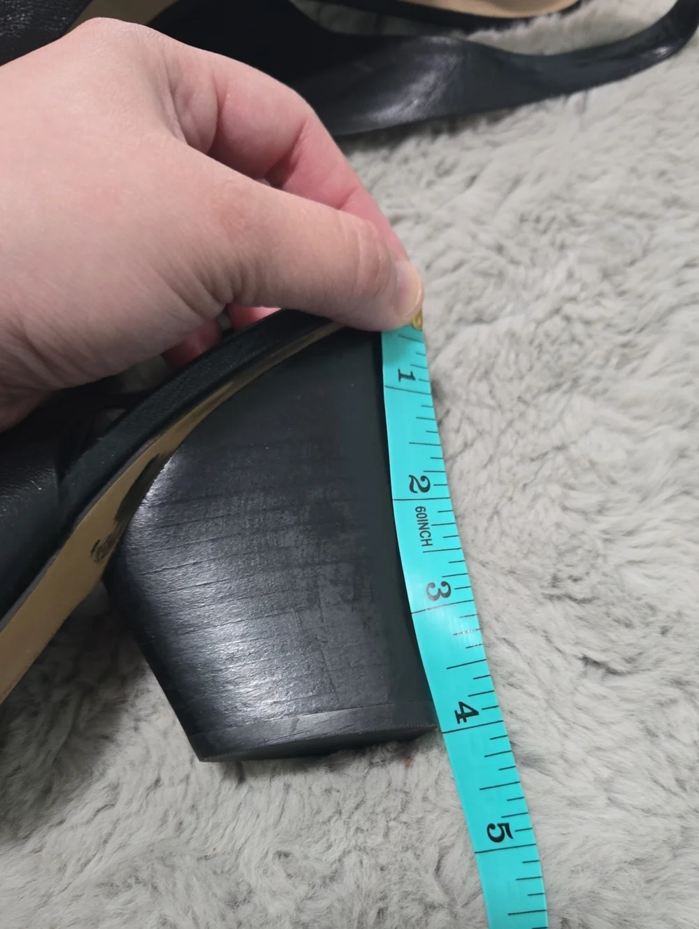 Vince Camuto black genuine leather peep-toe slingback block heels size 9.5